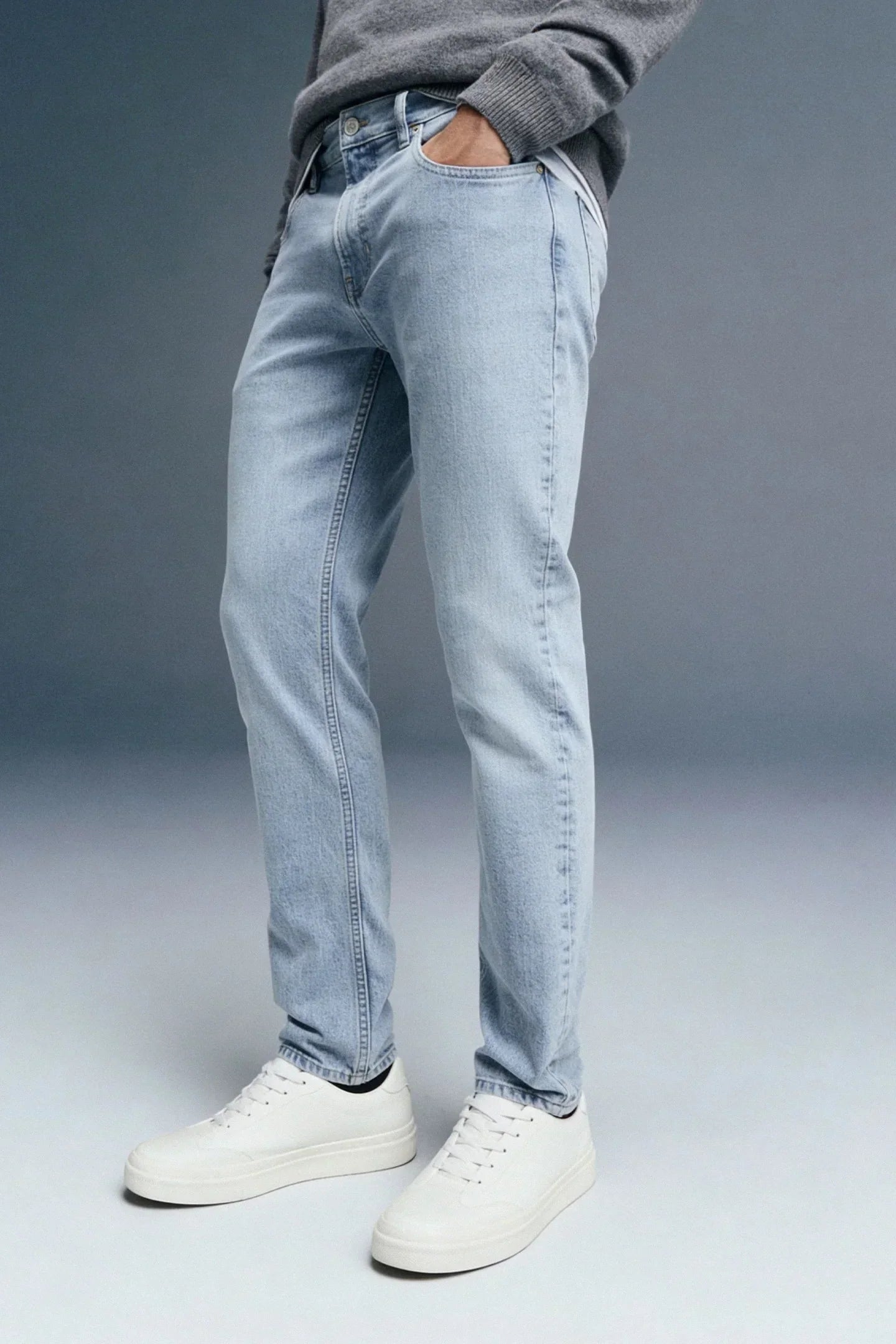 Sky Blue Low Rise Men's Slim Fit Jeans