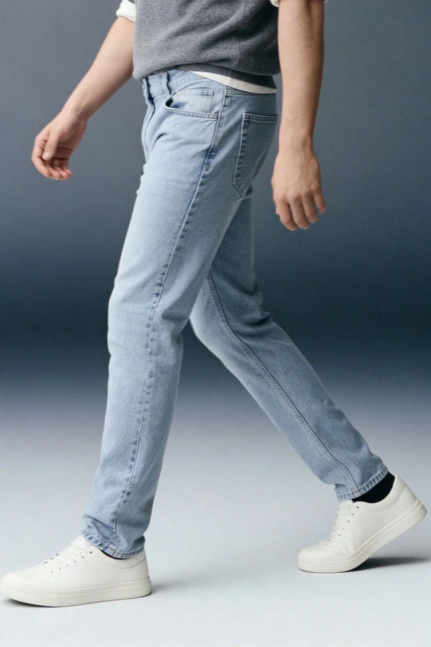 Sky Blue Low Rise Men's Slim Fit Jeans