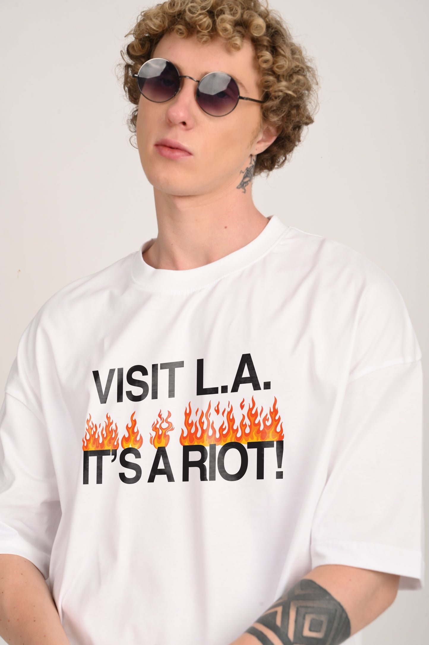 Visit LA White Baggy Fit T-Shirt Men