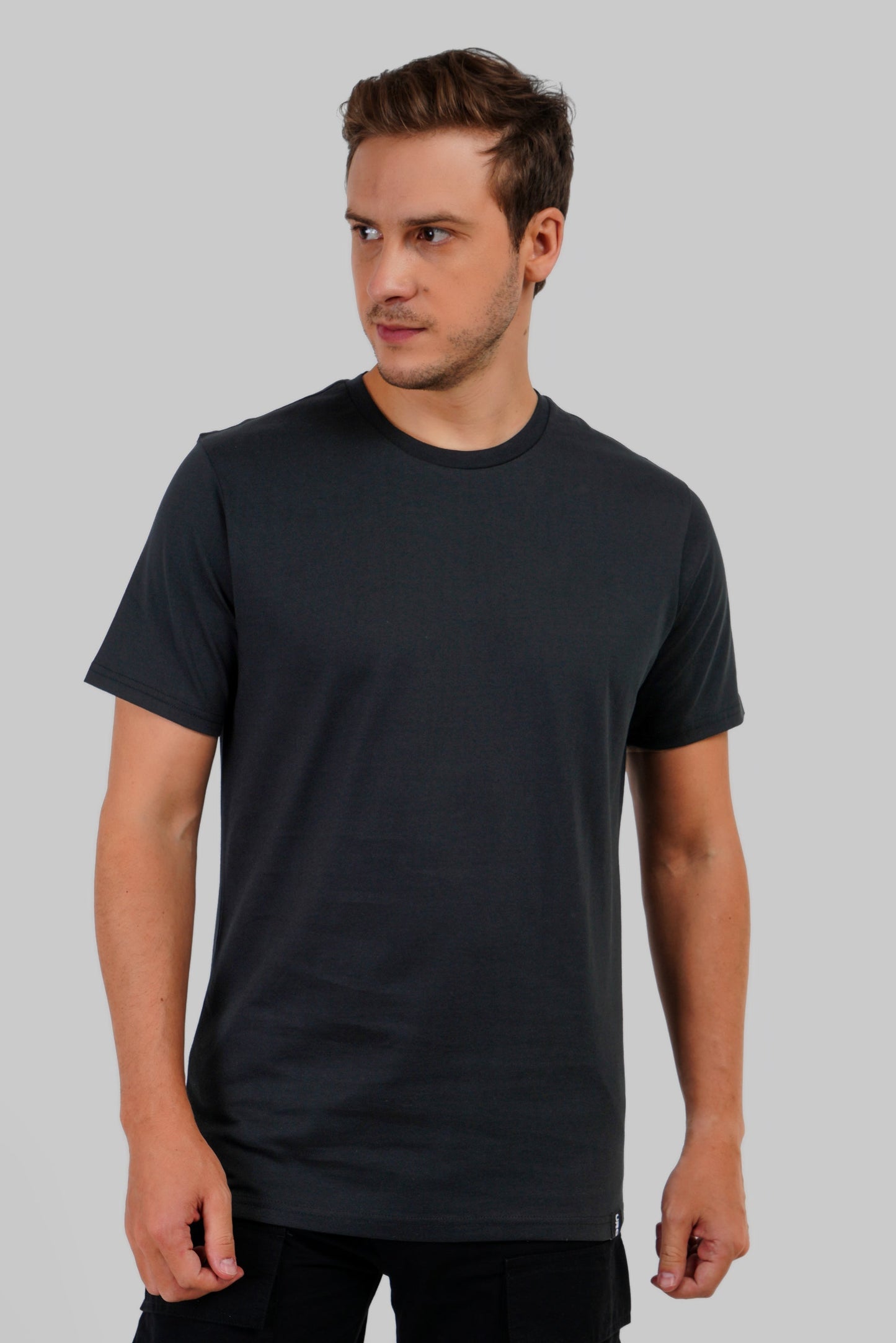Pack of 4 Regular T-shirts - Black/ White/Navy/Red