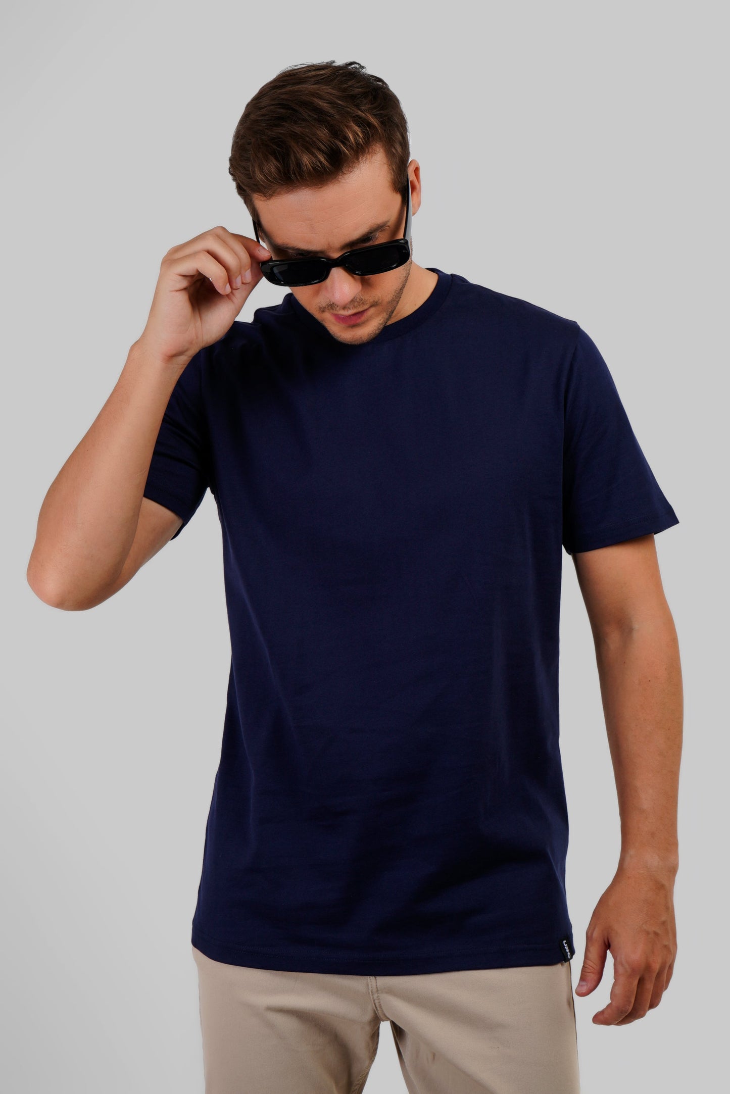 Pack of 4 Regular T-shirts - Black/ White/Navy/Red